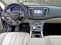 GPS навигация Chrysler 200 (2015-2018)