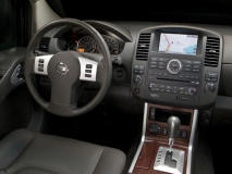 GPS навигация Nissan Pathfinder (2007-2014)