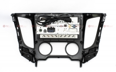 Штатная магнитола Mitsubishi L200 2016-2018