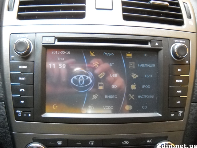 Установка штатной магнитолы в Toyota Avensis